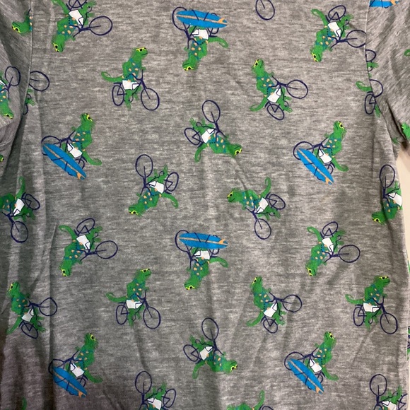 EUC Boys M(8) OLD NAVY grey T-Shirt - Picture 2 of 4